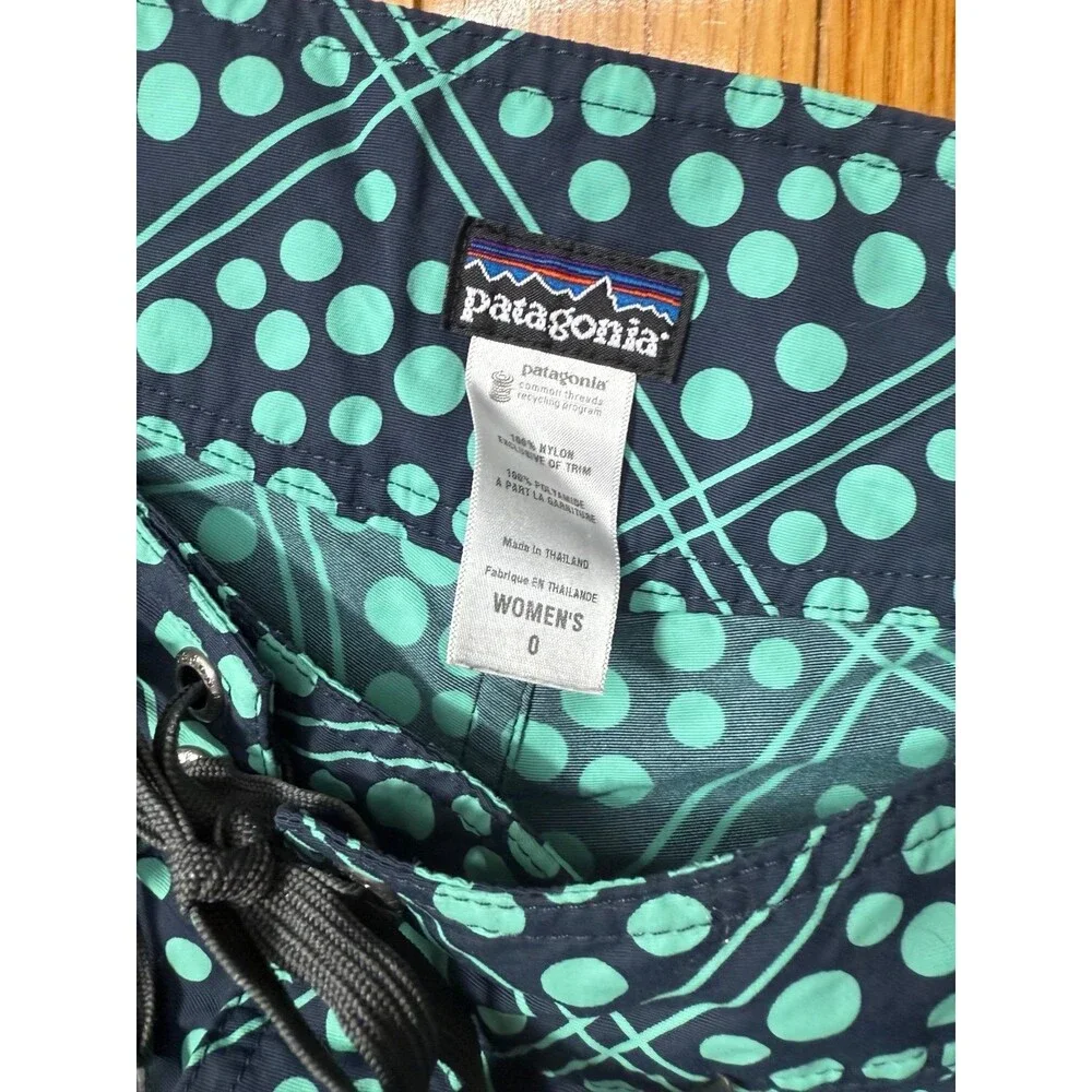 Patagonia Women's Wavefarer‎ Boardshorts 3” Inseam Size 0